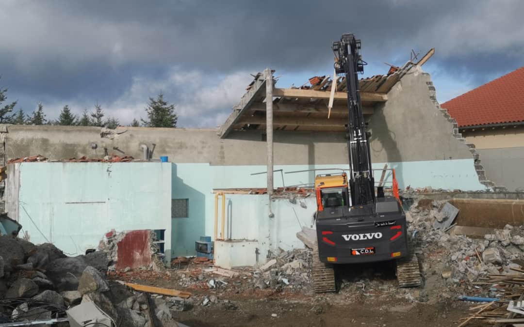 Chantier de démolition ville de Saint-Just-Malmont